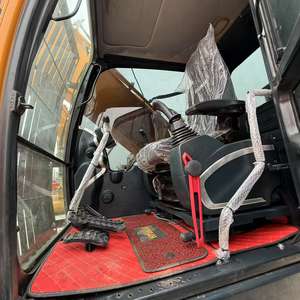 Excavatrice hydraulique sur chenilles Hyundai 305 LC-9T d'occasion de 30 tonnes, fabriquée en Corée, en bon état, composants du noyau, pompe de la boîte de vitesses du moteur 2022 - Product Image 5