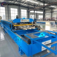 Machine de formage de panneaux trapézoïdaux à grande vitesse avec système de découpe en vol pour tôles de toiture trapézoïdales