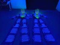 Costume de robot LED intelligent à pixels couleur pour performance scénique, veste lumineuse avec éclairage LED pour danse sur échasses
