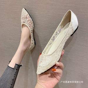 Vente directe usine en gros – Nouveaux talons aiguilles de 10 cm à lacets, respirants, légers, plateforme d'été, dessus en PU à motif floral - Product Image 4