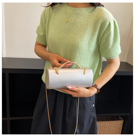 Sacs à main en acrylique pour femmes, collection Printemps-Été 2027, vente en gros, sacs à main dorés super tendance pour femmes, sacs de soirée pour filles, vente en gros, offre spéciale