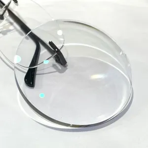 中国便宜的价格1.56蓝色切割无基色球形眼镜镜片蓝色块UV420光学镜片