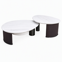 Table basse pour usage domestique, style italien moderne minimaliste, plateau en marbre Pandora, forme ovale, structure en métal, durable et facile à nettoyer