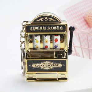Porte-clés promotionnel en plastique, mini machine à sous porte-bonheur, porte-clés machine à fruits - Product Image 4