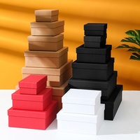 Boîtes cadeaux rectangulaires grandes en papier kraft noir, blanc et rouge avec couvercle et base, construction en papier rigide, modèle Zx5 pour cadeaux et artisanat