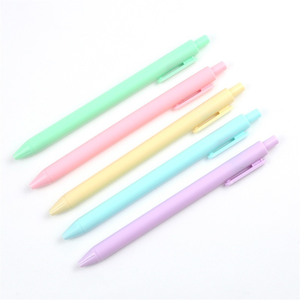 Stylo à bille en plastique recouvert <span class=keywords><strong>de</strong></span> caoutchouc X708, vente chaude, multicolores, bon marché, macaron, mignon, stylo cadeau coloré - Product Image 1