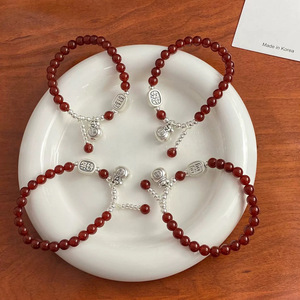 Bracelet porte-bonheur en argent pur et agate rouge pour femmes, bijoux en corde élastique de style chinois, à porter au quotidien - Product Image 3