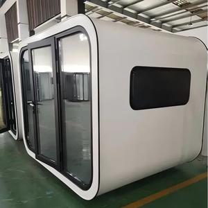 Suite esquinera Prefab Apple Cabin Habitación de hotel con balcón privado y <span class=keywords><strong>vistas</strong></span> impresionantes para Resort de lujo y Mountain Lodge - Product Image 4