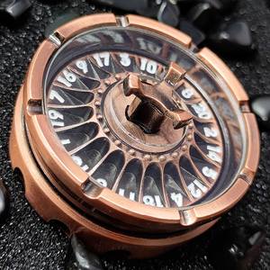 Roulette ronde en cuivre ancien à 20 faces pour adulte D20 aléatoires Dés en métal du MDN pour <span class=keywords><strong>jeu</strong></span> de rôle - Product Image 3