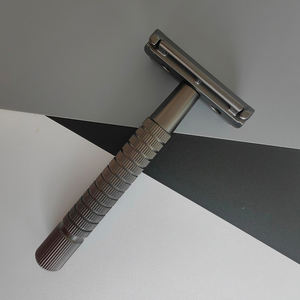 BEIKELIN <strong>Double</strong> <strong>Edge</strong> <strong>Razor</strong> Aluminium Alloy <strong>Razor</strong> Handle Classic Shaving Men Safety <strong>Razor</strong> - Product Image 1