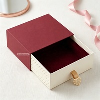 Boîte d'emballage pour ensembles de soins de la peau en carton écologique haut de gamme, boîte à tiroir coulissant avec estampage à chaud et insert en mousse