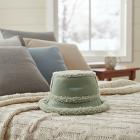 Chapeau Bob en Polaire Suédée Personnalisable pour Enfants, Couleur Matcha Vert, Bloc de Couleurs, Épais et Chaud, Tendance Unisexe pour les Vacances d'Hiver