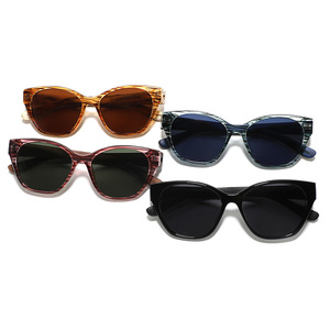 แว่นกันแดดทรงแคทอายขนาดใหญ่สไตล์คลาสสิกสำหรับผู้หญิง กรอบพลาสติก เลนส์โพลาไรซ์ ขาแว่นไม้ ป้องกันรังสียูวี 400 - Product Image 3