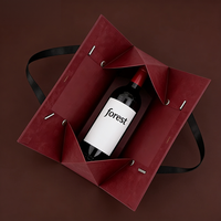 Boîte cadeau en papier écologique Forest Packing, impression personnalisée pour l'emballage avec logo, triangle rouge pliable, ruban, poignée