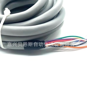 Encodeur rotatif Accu 758-B-06-S-10000-R3-HV-5-2-EG/6.6N incrémental avec câbles de connexion - Product Image 2