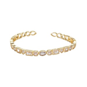 Brazalete Rectangular con Zirconia en Forma de Corazón, Joyería de Moda para Mujer en Oro y Plata, Aleación de Zinc con Microincrustaciones, Diseño Geométrico - Product Image 5