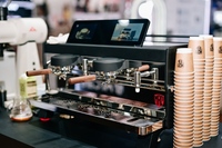 Machine à café commerciale MRC Cafe Master S800-M avec mousseur à lait automatique à une touche et profilage de pression