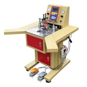 Machine automatique CNC pour la pose d'angles de cadres photo – Machine à clouer en V pour cadres - Product Image 3