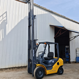 Used for 30 <b>Forklift</b> 3 Ton Diesel Rough Terrain <b>Forklift</b> with 1 Year Warranty Original Japan Low Price - Product Image 2
