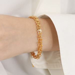 Charitable Factory Merchants 18K Chapado en oro Mariposa Cadena Collar Pulsera Moda Acero inoxidable Conjunto de joyas para mujeres - Product Image 5