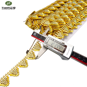 Catena di Strass Cristallo AB di Alta Qualità 21mm con Placcatura Triangolare Dorata per Accessori Fai-da-Te di Borse, <span class=keywords><strong>Scarpe</strong></span> e Abbigliamento - Product Image 6