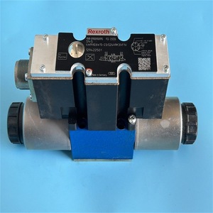 วาล์วควบคุมทิศทางแบบสัดส่วน Rexroth รุ่น R900908195 4WRAE6W15 2X G24N9K31 F1V 315 บาร์ 60 ลิตร/นาที - Product Image 1