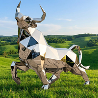 Grande sculpture géométrique extérieure en acier inoxydable poli, statue de taureau moderne en métal pour la décoration de jardins et de places publiques