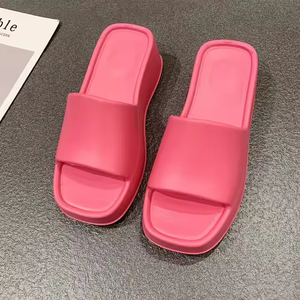 Sandalias de <span class=keywords><strong>plataforma</strong></span> unisex personalizadas con estampado de estilo de niña, zapatillas con plantilla de EVA con logotipo personalizado de marca para hombres y mujeres - Product Image 4