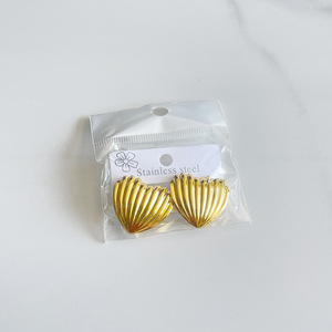 Orecchini di Tendenza in Acciaio Inossidabile Placcato Oro, Eleganti e Lussuosi, a Forma di Fiore Geometrico, Non Sbiadiscono, Vendita all'Ingrosso - Product Image 5