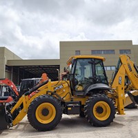 Chargeuse-pelleteuse JCB4CX d'occasion, type 4x4, état d'origine Royaume-Uni, matériel de construction d'occasion en stock, prêt à l'exportation