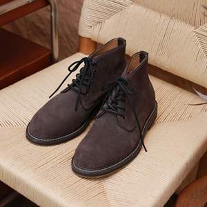 Nouvelles bottes à plateforme en daim à bout pointu en cuir véritable tendance pour hommes, à semelles épaisses, bottes de randonnée multifonctionnelles - Product Image 3