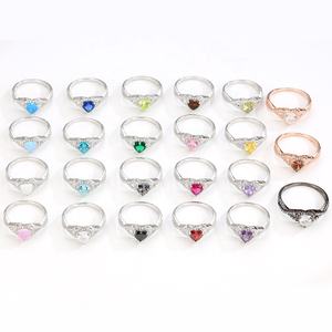 Hot Selling Sterling Silber Mode Herzförmiger Moissan ite Edge-Set Damen ring Hochwertiges einfaches Ring zubehör - Product Image 6