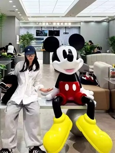 Esculturas de Mickey y <span class=keywords><strong>Minnie</strong></span> <span class=keywords><strong>Mouse</strong></span>, Estatuas de Resina de Arte Moderno para Decoración de Centros Comerciales y Hoteles - Product Image 5