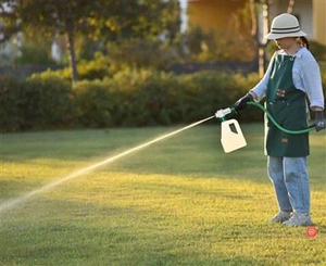 Accesorio Universal para Rociador de Manguera para Césped y Jardín - Mezcla Automática de Relación - Product Image 4