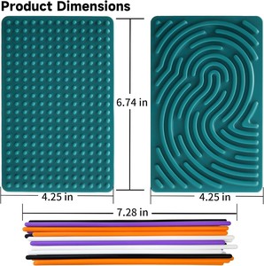 แผ่นกิจกรรมสัมผัสซิลิโคนสีสันสดใสสองด้าน รูปทรงสี่เหลี่ยม สำหรับเด็กผู้ชายและเด็กผู้หญิง ช่วยผ่อนคลาย บรรเทาความเครียด เหมาะสำหรับเด็กอายุ 2 ถึง 4 และ 5 7 ปี - Product Image 4