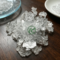 Poudre de cristal de borneol synthétique naturelle de haute qualité pour arômes industriels, arômes de tabac, parfums chimiques quotidiens, soins de la peau et savons