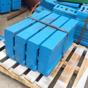 Piezas de alto contenido de cromo resistentes al desgaste para la barra de impacto de la trituradora CI1213 en la planta de cantería - Product Image 1