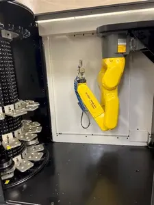 Bras robotisé FANUC 6 axes <span class=keywords><strong>LR</strong></span> <span class=keywords><strong>Mate</strong></span> <span class=keywords><strong>200iD</strong></span> PLC & Moteur Charge utile de 7 kg Portée de 717 mm pour le chargement/déchargement CNC 3C - Product Image 6