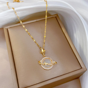Collar <span class=keywords><strong>de</strong></span> acero inoxidable chapado en oro cristiano <span class=keywords><strong>de</strong></span> 18 quilates <span class=keywords><strong>de</strong></span> metal espiritual con joyería <span class=keywords><strong>de</strong></span> planeta para mujer - Product Image 4