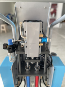 Máquina Pulverizadora de Poliurea de Dos Componentes Modelo <span class=keywords><strong>JX</strong></span> Q30 - Product Image 4