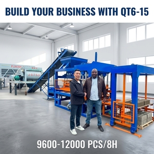 Machine de fabrication de blocs de <span class=keywords><strong>béton</strong></span> QT6-15 PLC à pompe et roulement, haute capacité 10800 <span class=keywords><strong>P</strong></span>/jour, entièrement automatique pour pavés, blocs emboîtables et creux - Product Image 1