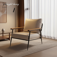 Chaise de salle à manger individuelle moderne en gros, mobilier de salle à manger en cuir de haute qualité, design élégant et tendance pour salon