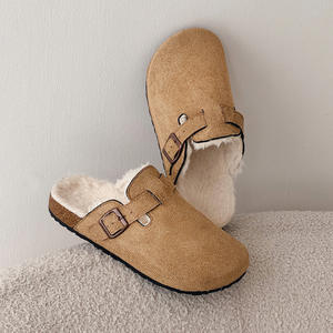 Nouvelle tendance : Chaussons pour femmes en PVC, chaussons d'extérieur, chaussons en peluche, chaussons mode, chaussons d'intérieur de haute qualité - Product Image 6