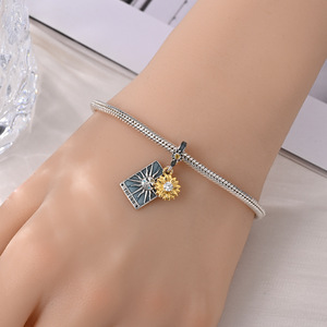Abalorios Colgantes de <span class=keywords><strong>Tarot</strong></span> Místico Sol Luna <span class=keywords><strong>Estrella</strong></span>, Bañados en Plata, Accesorios de Joyería DIY para Pulseras <span class=keywords><strong>y</strong></span> Collares Hechos a Mano - Product Image 2