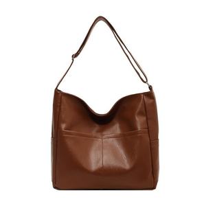 Bolsa de Gimnasio al por Mayor, Mochila Retro de PU Portátil, Color Marrón Sólido, Gran Capacidad, Bandolera para Mujer - Product Image 5