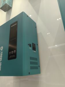 COG-10000VAスタビライザーオフィスおよび業界用ピットブル壁取り付け単相LEDデジタルディスプレイAC電圧制御 - Product Image 6