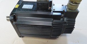 Motor SGMG13V2 SGMG13V 2 Original, Nuevo, 13kW 200V para PLC, Amplia Experiencia Técnica con Mantenimiento Industrial Sólido - Product Image 2