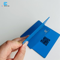 Carte de visite NFC en métal personnalisée NTAG213 13,56 MHz, carte numérique intelligente sans contact avec logo gravé au laser