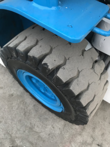 Japanese Used 2-3 Ton Diesel Counterbalance <b>Forklifts</b> with 3m Fork Height 1 Year Warranty for Model Offroad - Product Image 5
