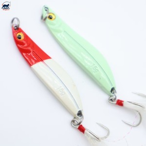 Leurre de pêche lumineux Dragon Li 7g 10g 15g 20g en forme de S avec hameçon triple à plumes, cuillères métalliques qui brillent dans le noir - Product Image 1